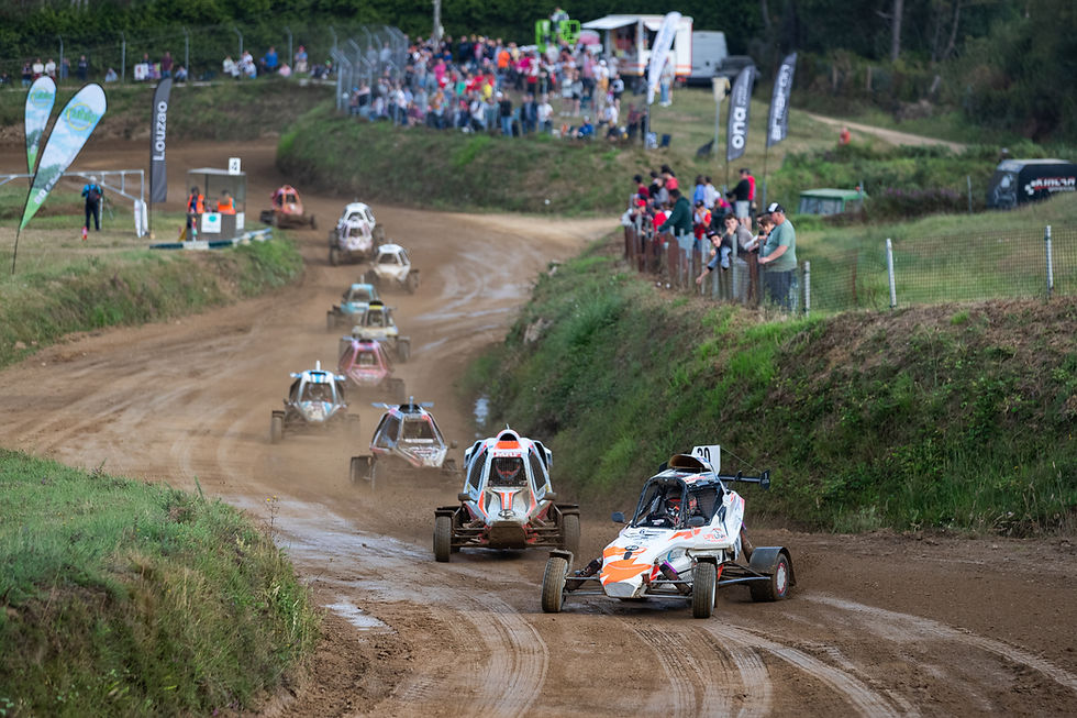 Juanjo Moll logra un segundo puesto en el Campeonato de España de Autocross - Carballo