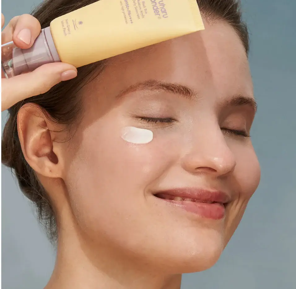 Thumbnail: Haruharu Wonder Black Rice Moisture Airyfit Sunscreen