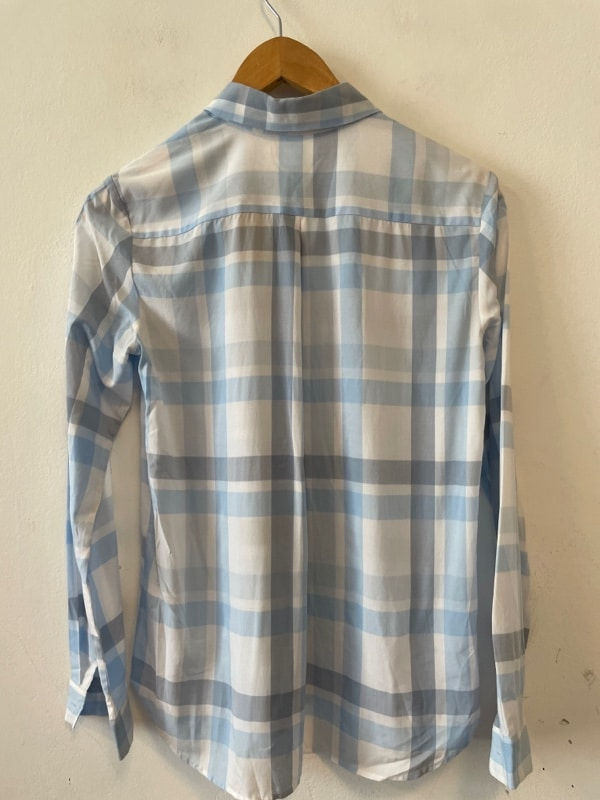 תמונה ממוזערת: חולצה Uniqlo