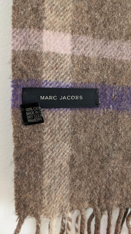 תמונה ממוזערת: צעיף Marc Jacobs