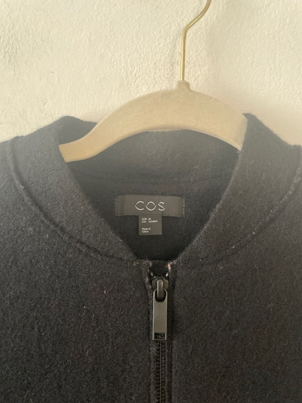 תמונה ממוזערת: ז'קט COS