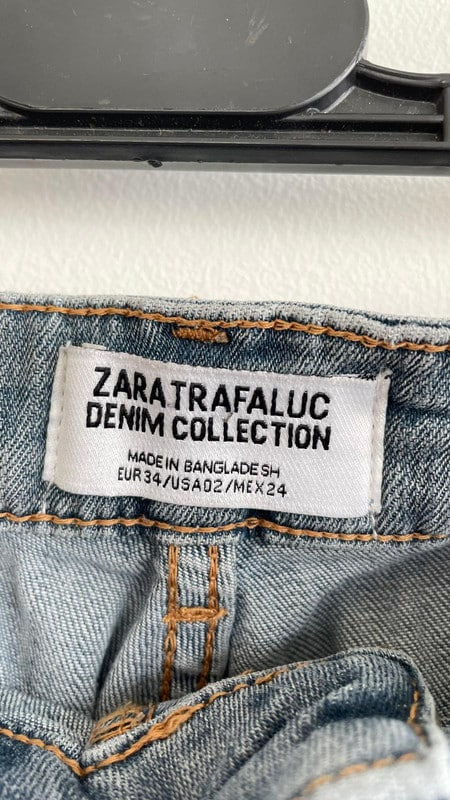 תמונה ממוזערת: גינס ZARA