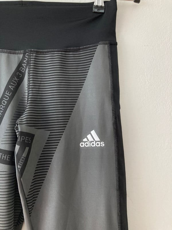 תמונה ממוזערת: טייץ Adidas