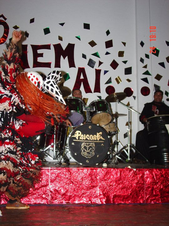 198574_108807575868377_100002174057553_8