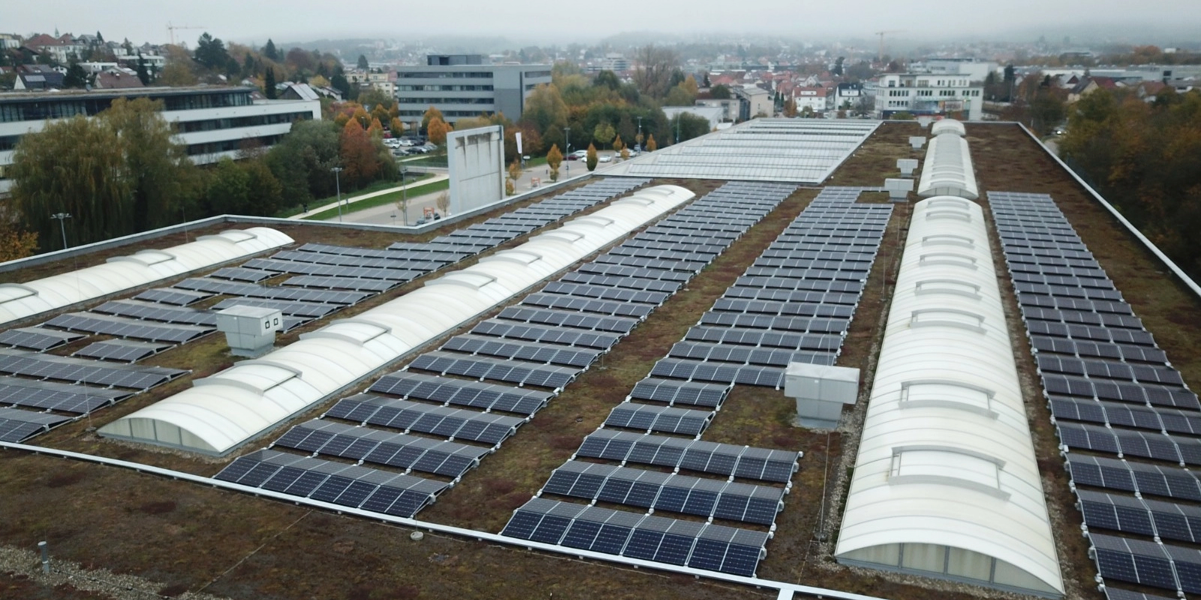 Logistikhalle mit Photovoltaik