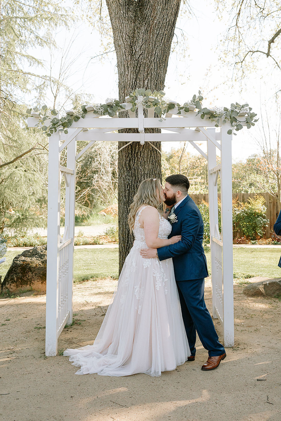 a spring wedding at Flower Farm Inn, Loomis CA