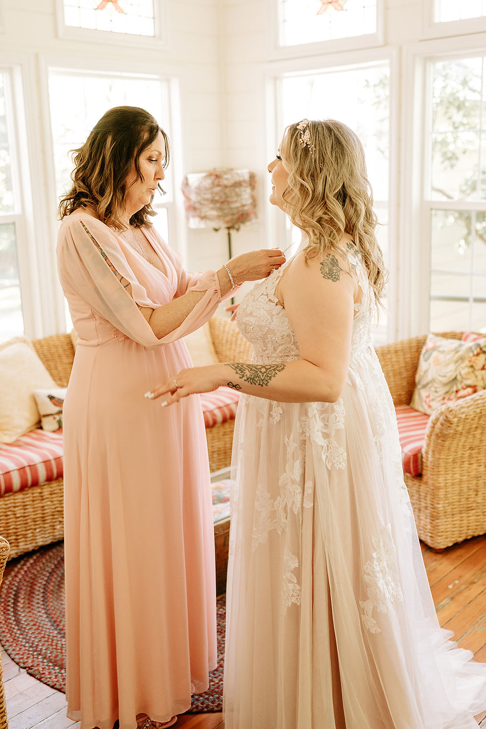 a spring wedding at Flower Farm Inn, Loomis CA