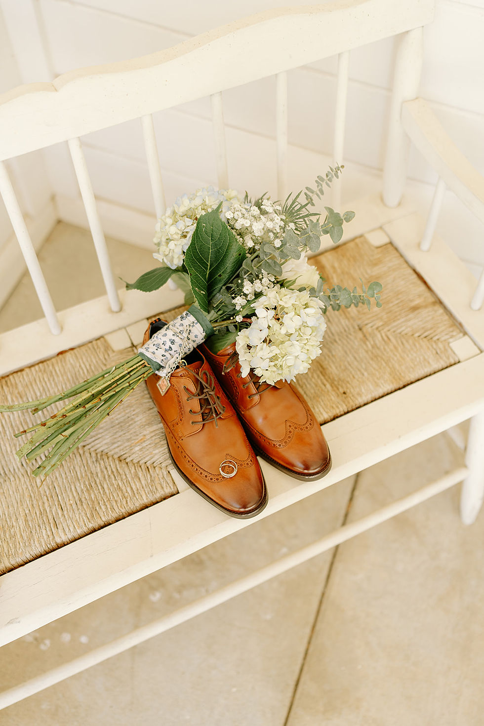 a spring wedding at Flower Farm Inn, Loomis CA