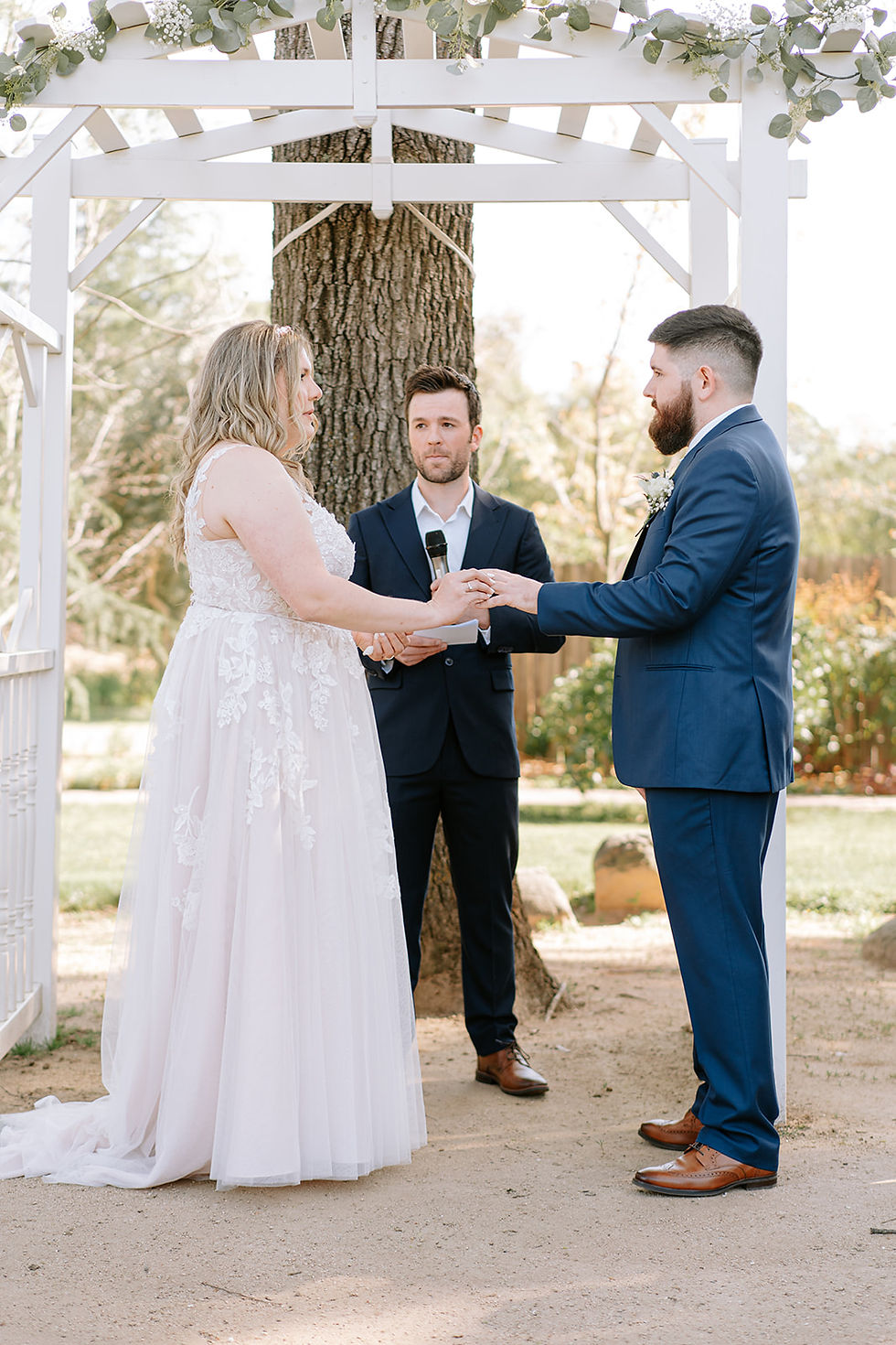 a spring wedding at Flower Farm Inn, Loomis CA