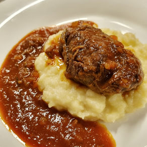 Guancia di Maiale Brasata con Purea di Patate