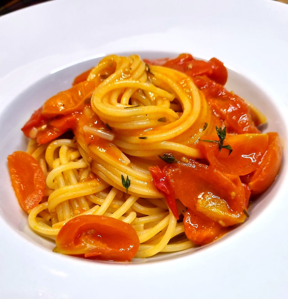 spaghetti al pomodoro cremosi ai due pomodori