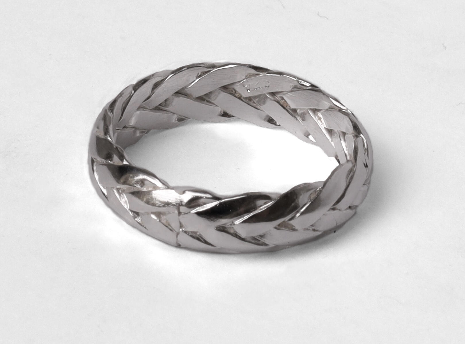 Anillo trenzado