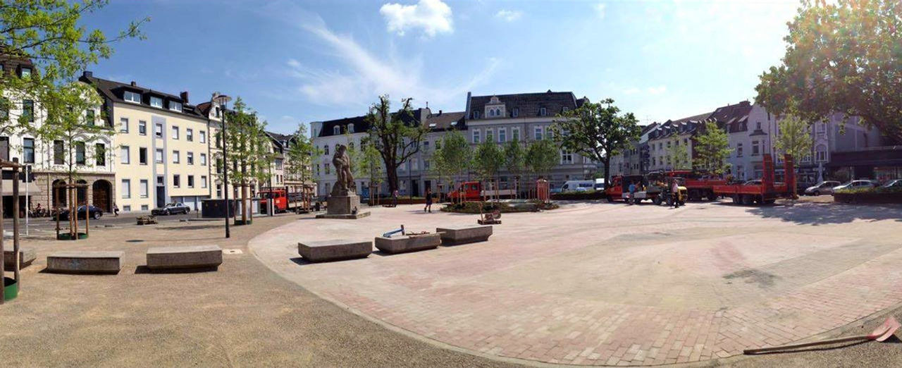 Großaufnahme vom Schillerplatz in Mönchengladbach