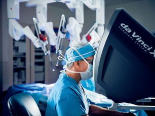 Surgeon at McLaren Greater Lansing Perform 1,000 General Surgery Robotic Cases