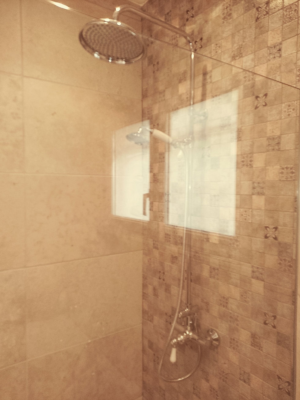 Rénovation de salle de bain et remplacement baignoire-douche à Narbonne