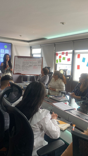 Buenas practicas en servicio al ciudadano en Contraloría y Dirección de Atención al Usuario