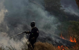 Dos incendios forestales permanecen activos en Cundinamarca