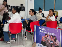 Cerca de 1.000 mujeres del sector rural se capacitaron en habilidades digitales en Cundinamarca