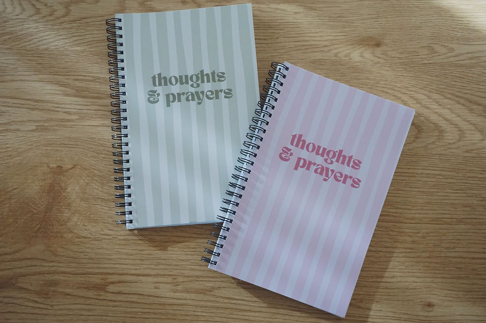 Miniaturbild: Notizbuch - "thoughts and prayers" in rosa