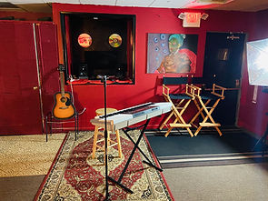 VIRG Mob Studio - SCHEUgENG Creative Studios