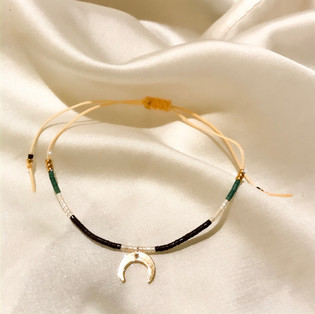 Bracelet fil de jade lune - 16,90€