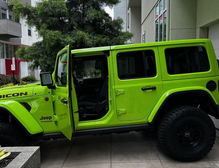 miami jeep_edited.jpg
