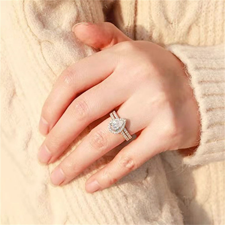 Miniaturbild: 14K Gold 1.5ct Moissanite Diamond Wedding Engagement Ring Set for Women
