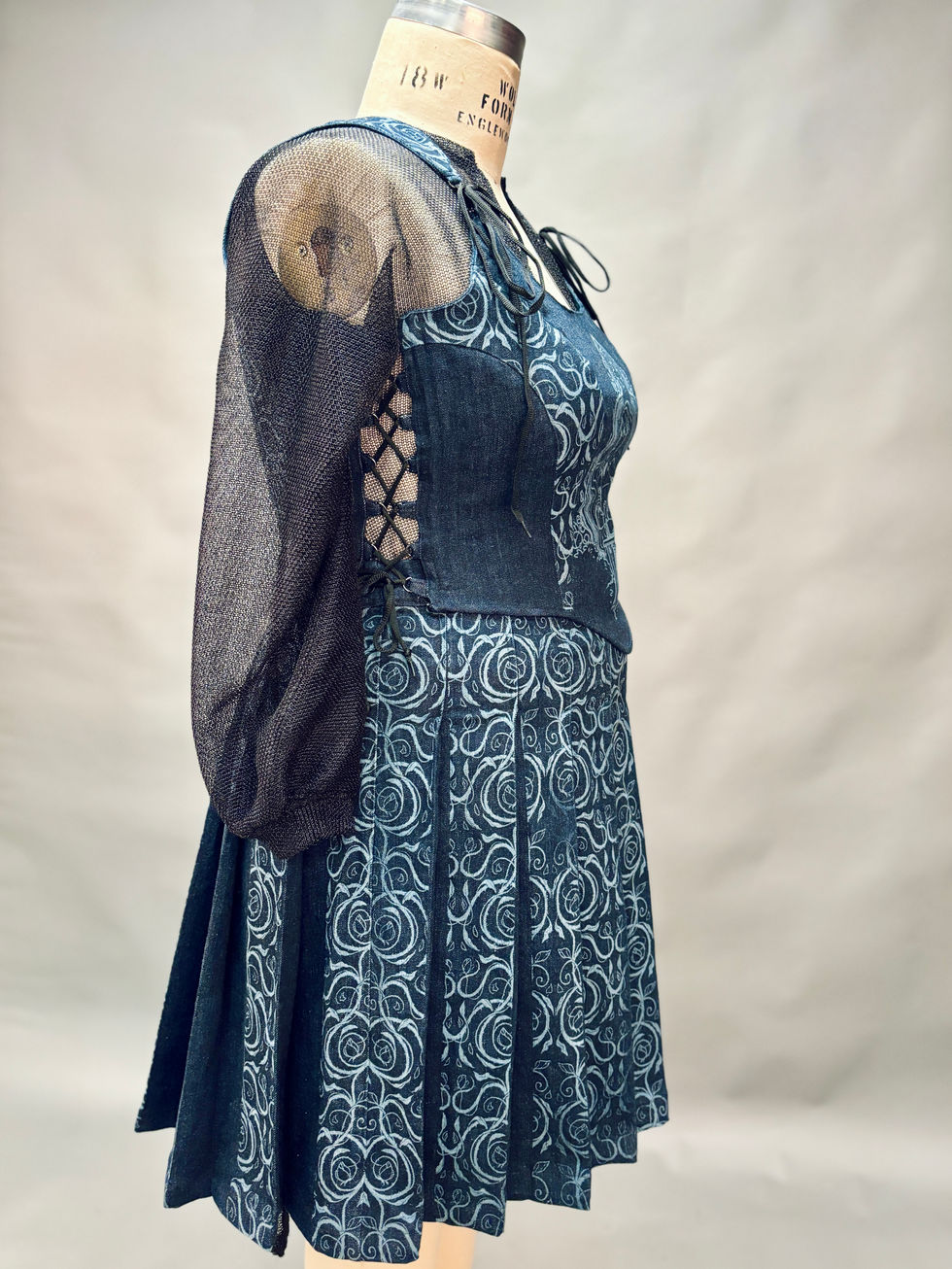 Look 1