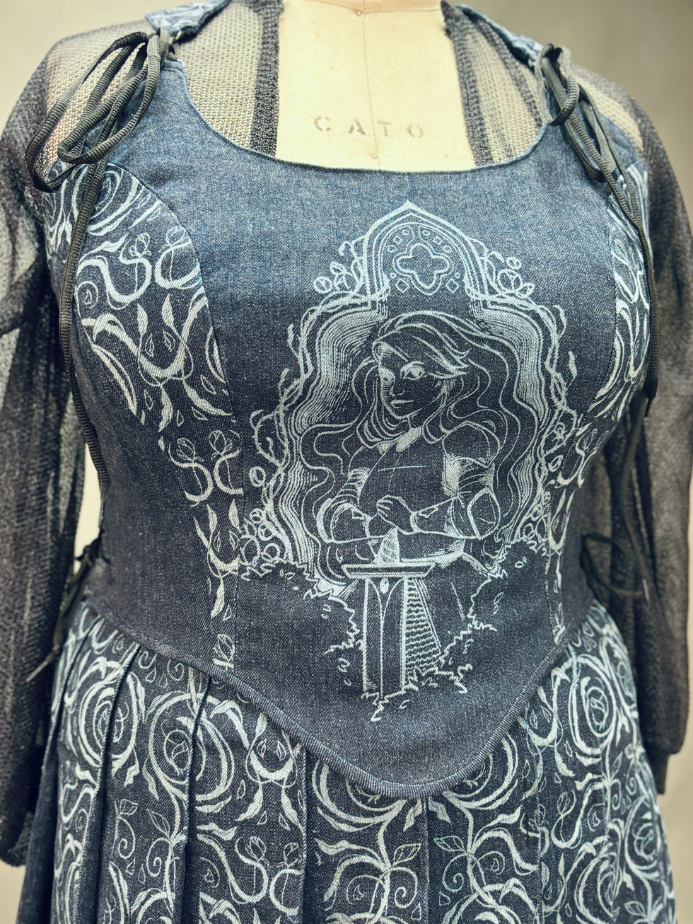 Look 1