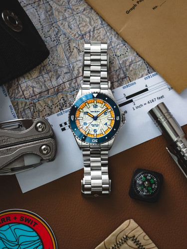 Wayfinder Diver 40 - Lume Dial | Farr and Swit