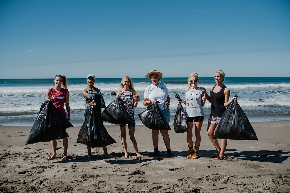 Miss Earth United States beach Clean up Nicaragua