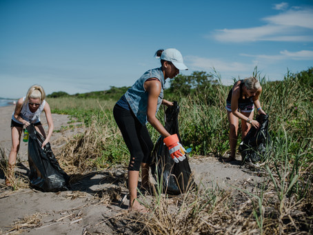 Miss Earth US Pageant Queens Pick Trash Over Tiaras