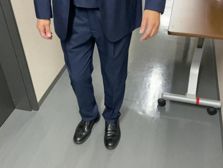 山里亮太の裏動画『「山里亮太の140」東京公演にて』を公開しました!