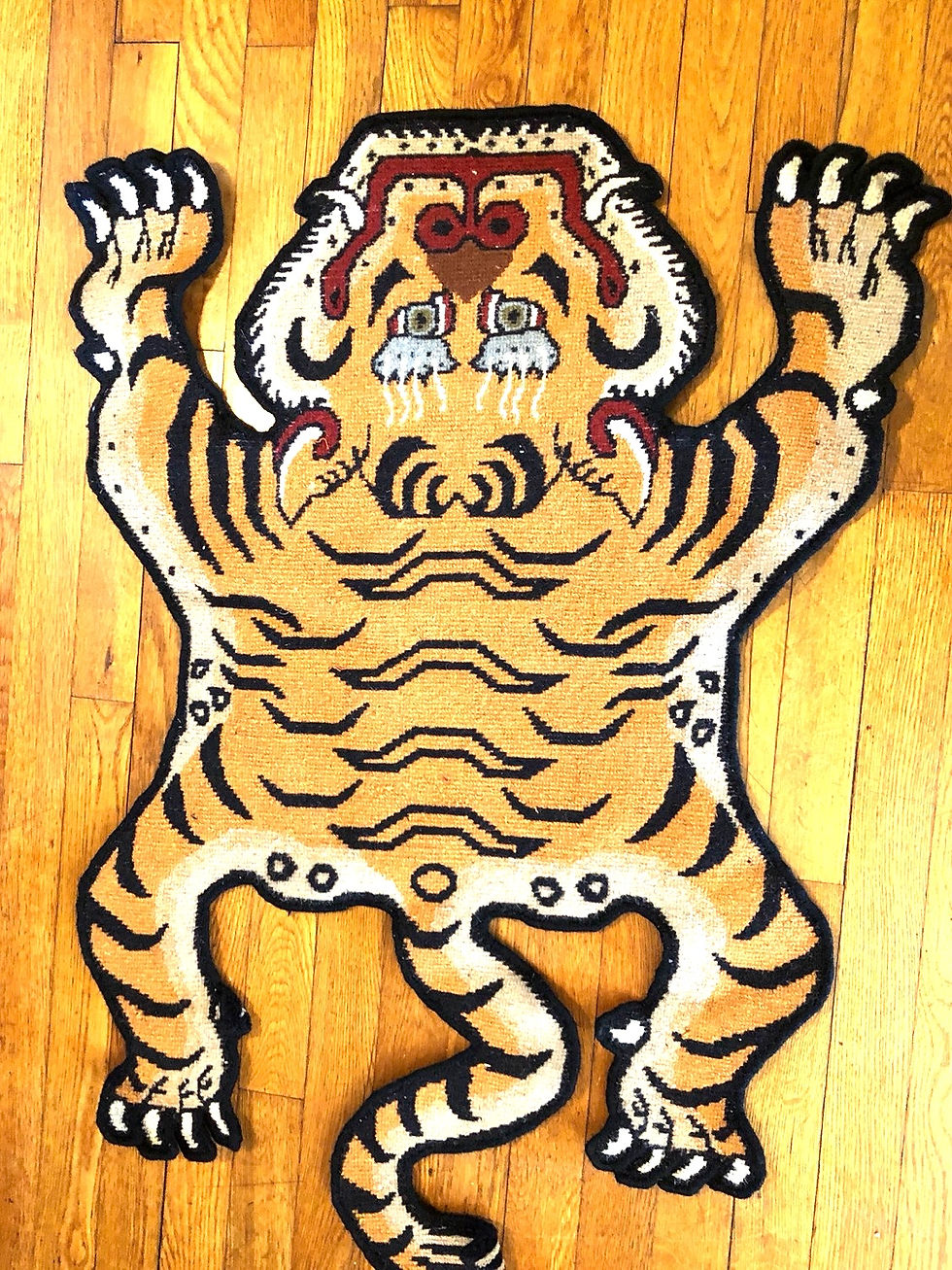 Thumbnail: Tiger rug 