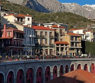 Arachova village