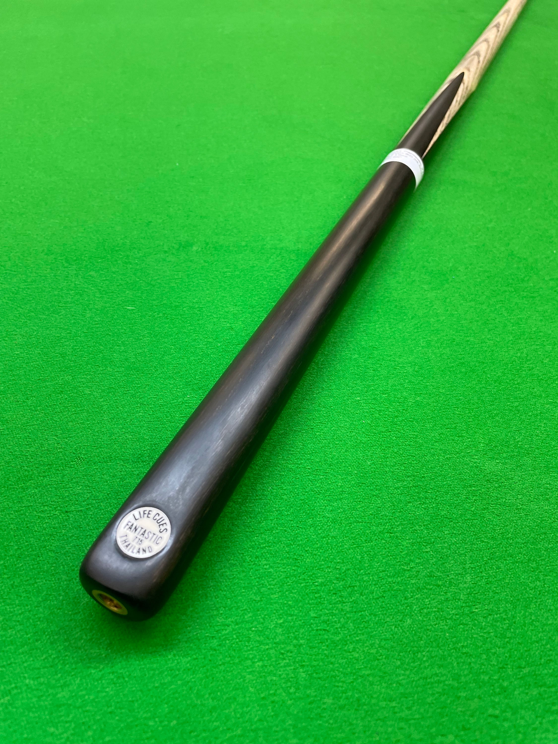 Life Cues Fantastic 715 One Piece 58” 18oz 9.4mm Ash Handmade Snooke Cue
