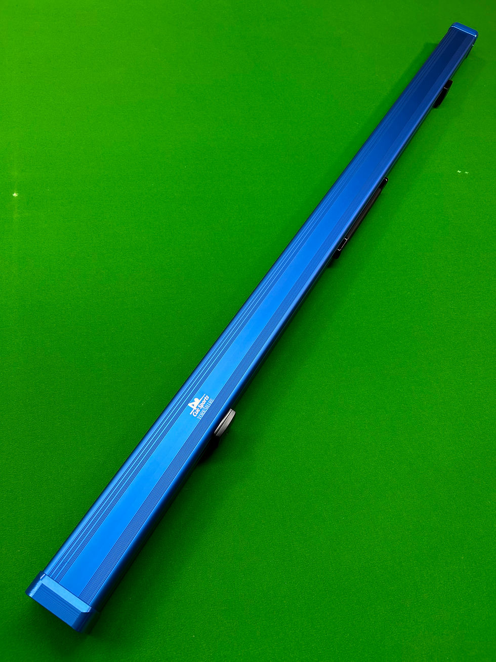 Thumbnail: 3/4 2 Slot Blue Cue Sports Zinc Alloy Lockable Cue Case