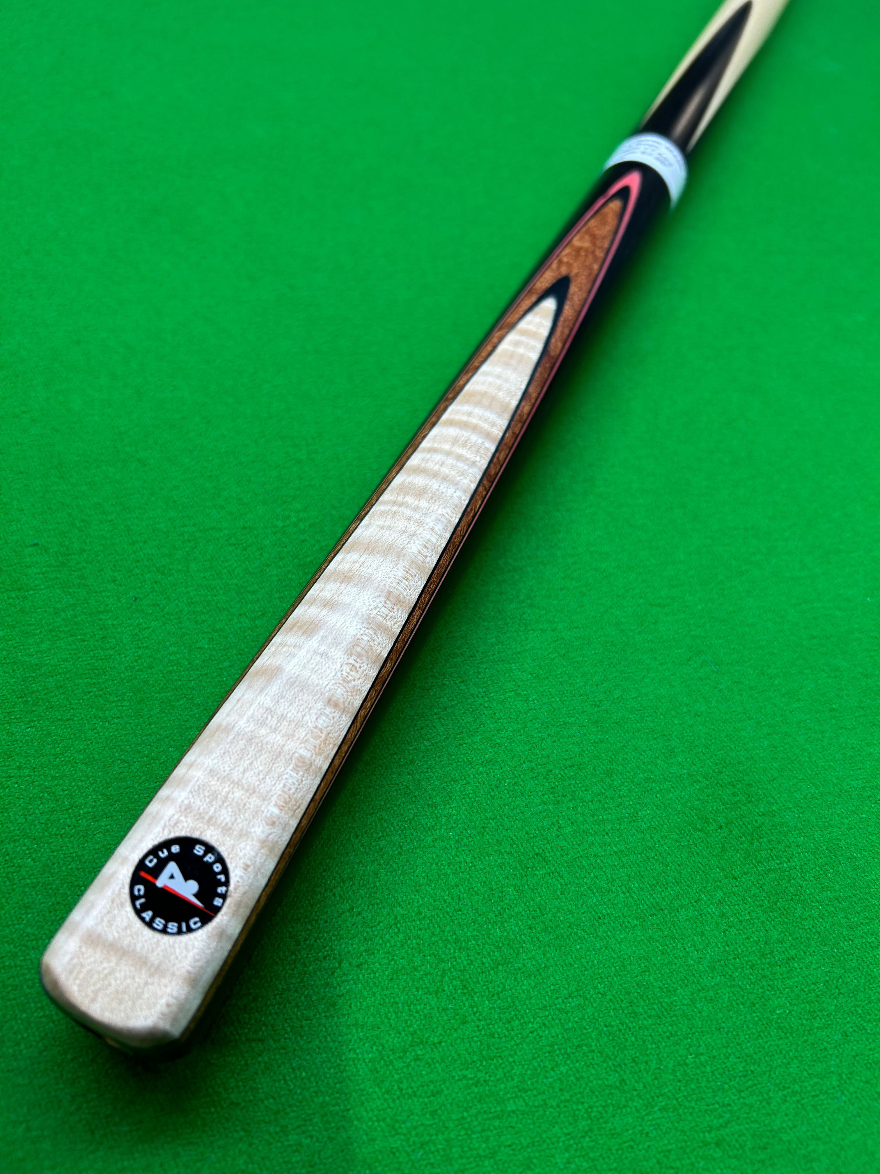 Cue Sports Classic One Piece 57.25” Maple Shaft Hand-spliced Snooker Cue 