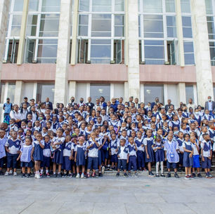 RDC/A.N :
Les élèves de Elisabeth International Bilingual School en visite de l'hémicycle