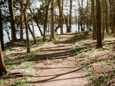 How to Ground Yourself: Spiritual Grounding During Financial Uncertainty