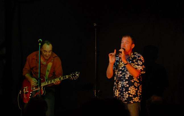 Double Bob en concert au Théatre du Cerisier