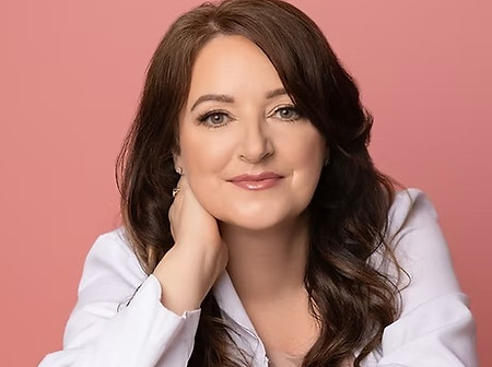Tammy Norman with Satin Laser Spa.jpg