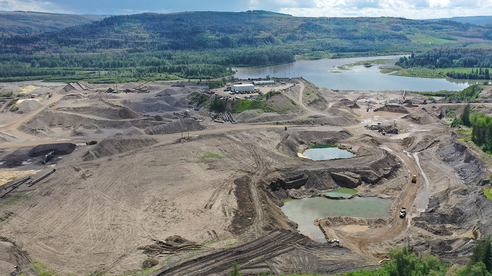 Aggregate supply and material production site serving residential, commercial, and oilfield projects