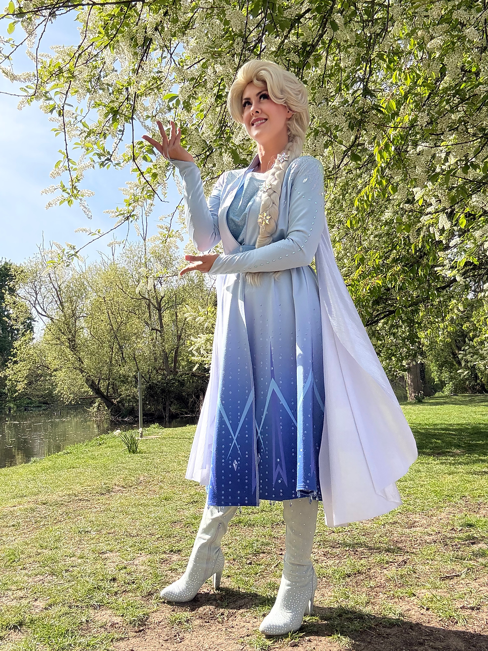 Ice Queen travelling