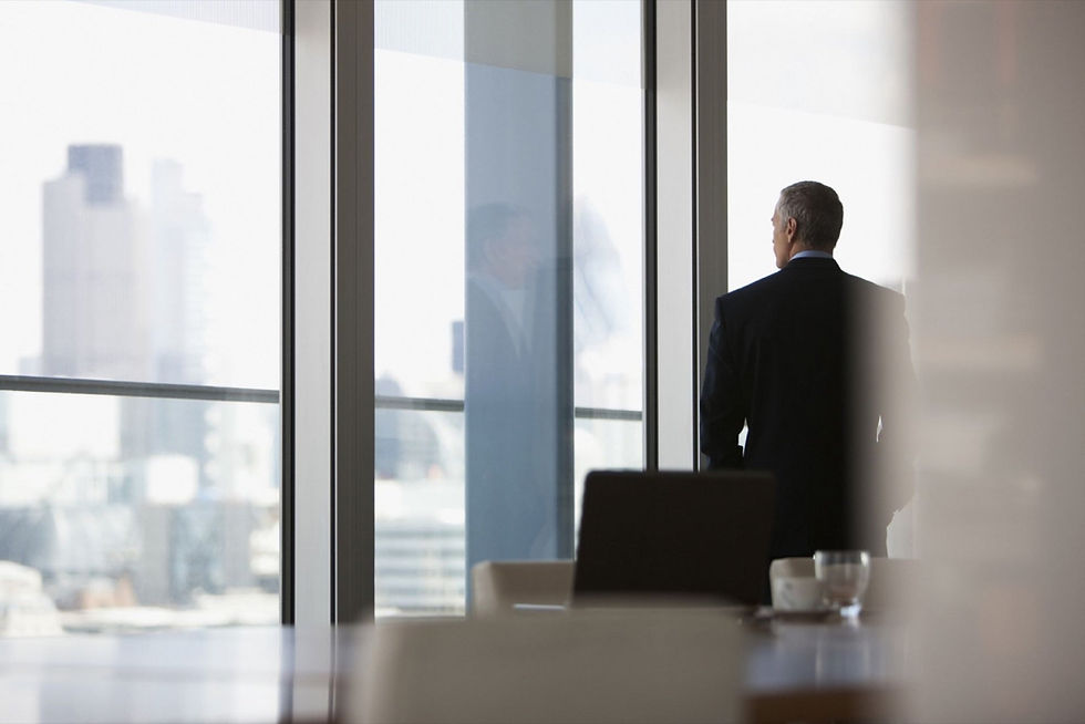 Tepede Yalnız?                            Liderlerin Görünmeyen Yükü