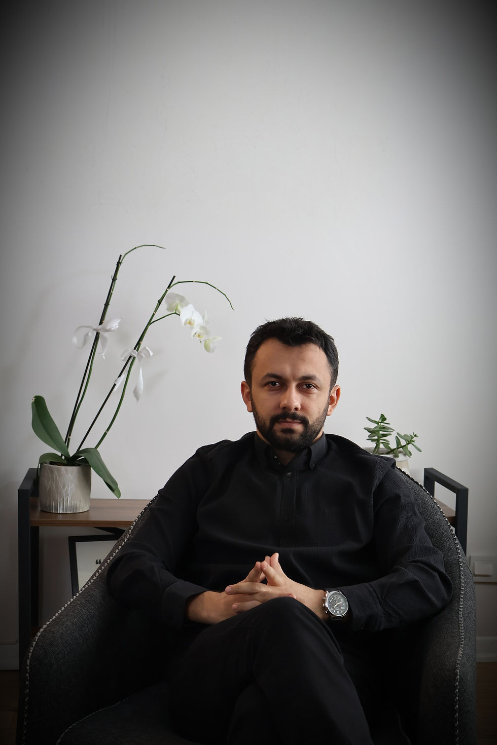 İlker İşcan_edited.jpg