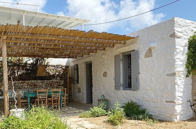 Maison Aloni A sifnos à louer pour les vacances dans les cyclades