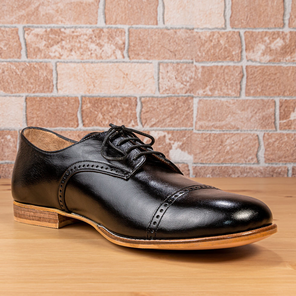 Thumbnail: Oscar Shoes - Black / White