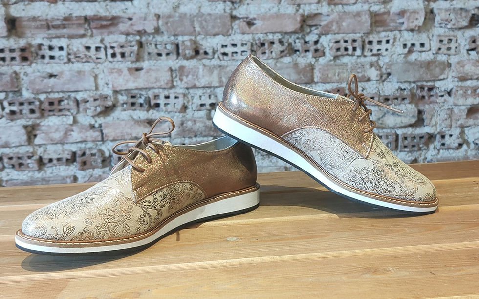 Thumbnail: Super Comfort Oscar Shoes - Shiny Brown