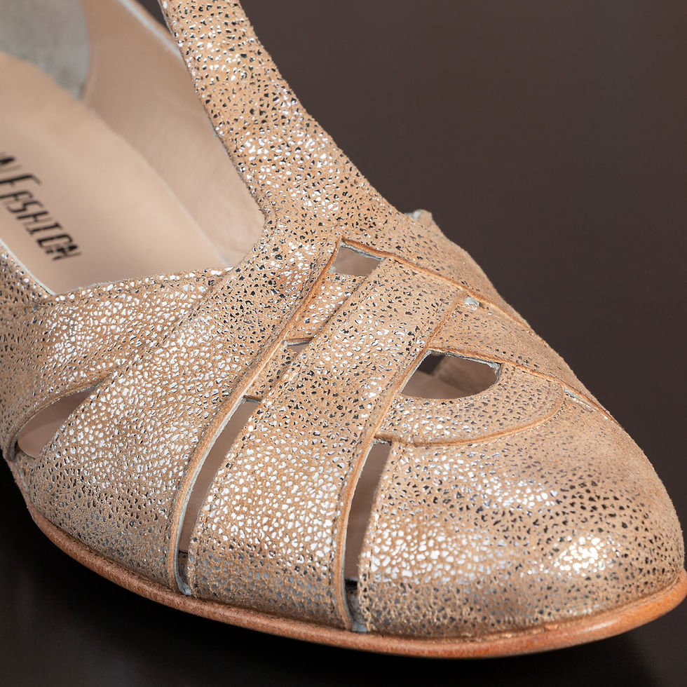 Thumbnail: Pearl Shiny Cream Suede Shoes